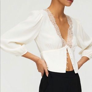 Aritzia / Wilfred Romance Me Blouse